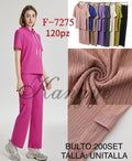 Conjunto de playera con capucha y pantalón-F-7275